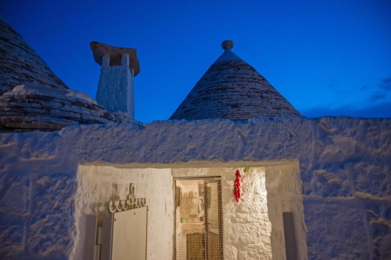阿尔贝罗贝洛Il Trullo Della Rondinina别墅 外观 照片